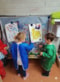 kleuters verven3