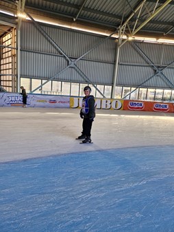 4DE7852A8CC94FD3B52D0364BAD7A3B0